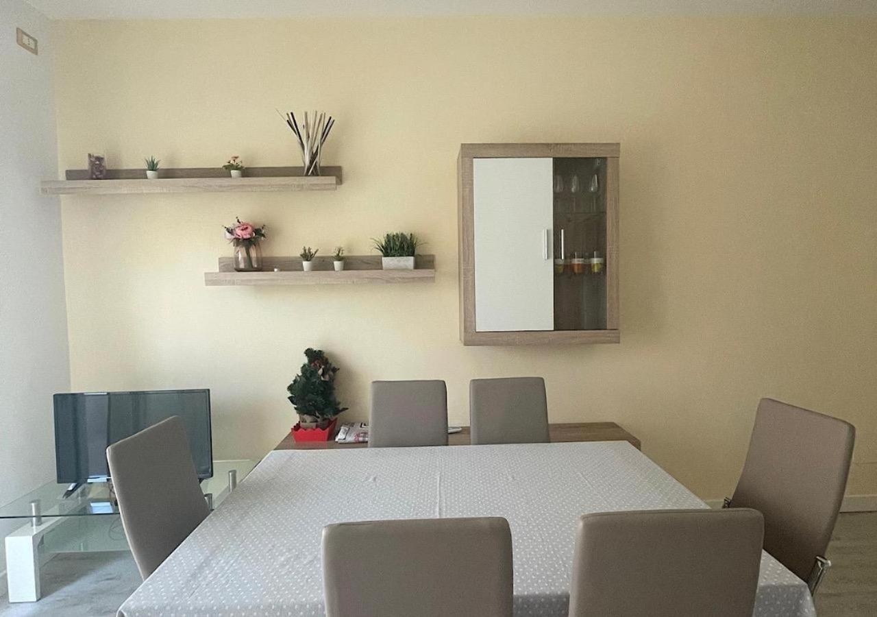 La Magnolia V Sunflower Apartment